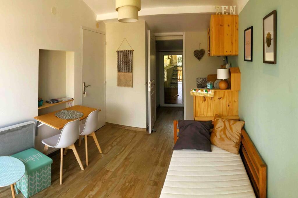 Le Dindouleto Apartment Peynier Luaran gambar