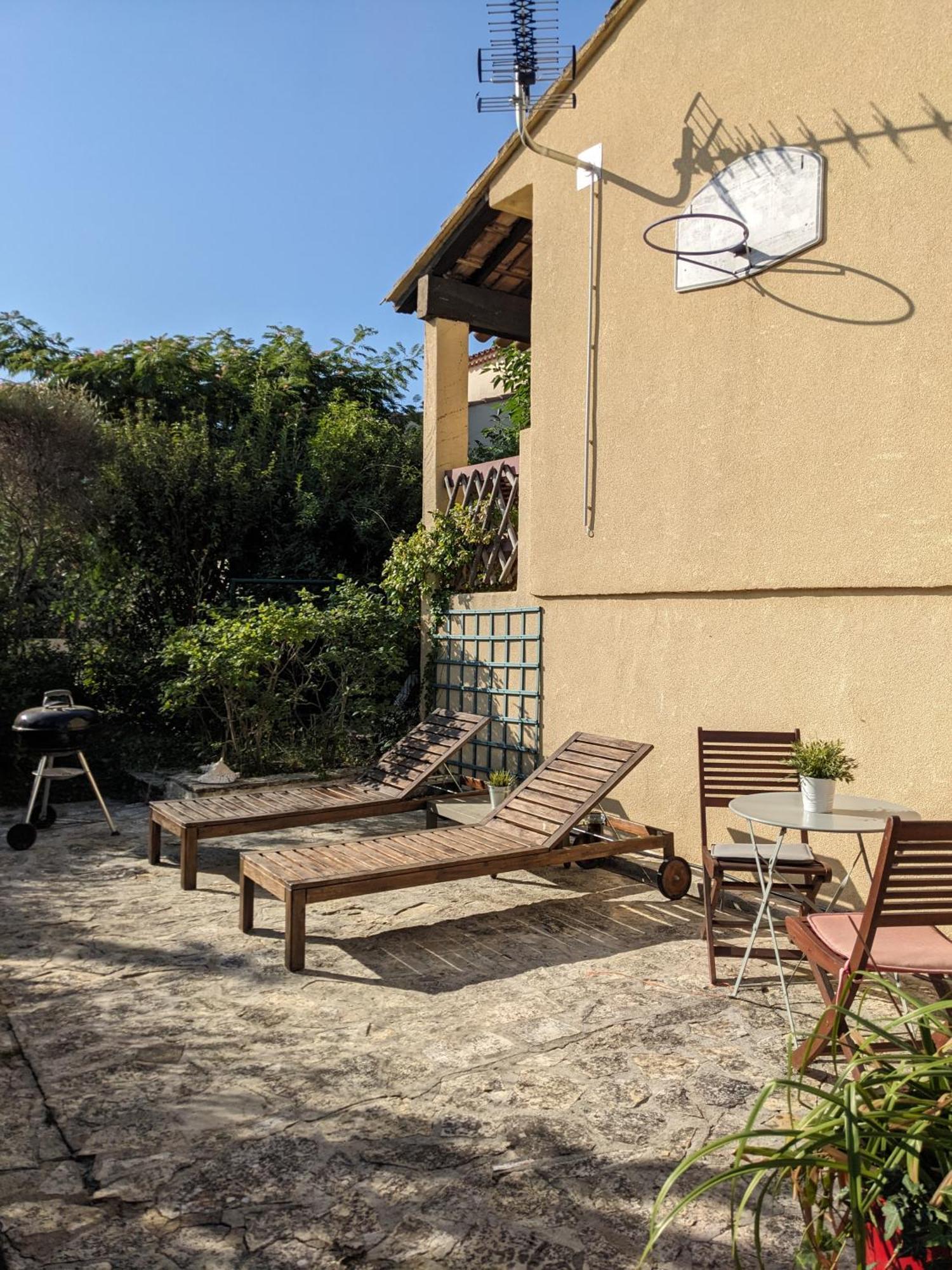 Le Dindouleto Apartment Peynier Luaran gambar